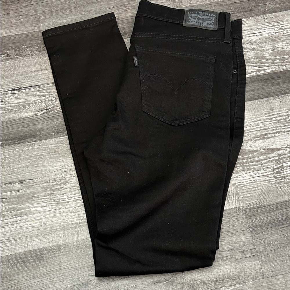 Levi's Women's Black Slim Jeans
